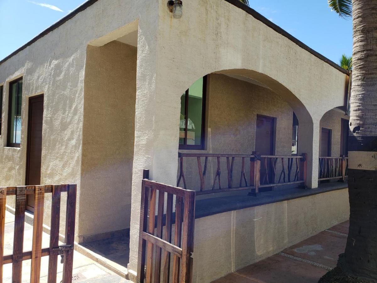 La Perla Lodge